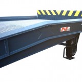 Mobile Loading Ramp/Yardreamp with flaps
