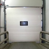 Loading - sectional door closed